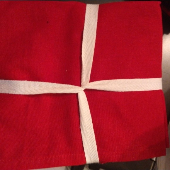 4PK Napkin Set - Red Plain with Phrases - Picture 6 of 9